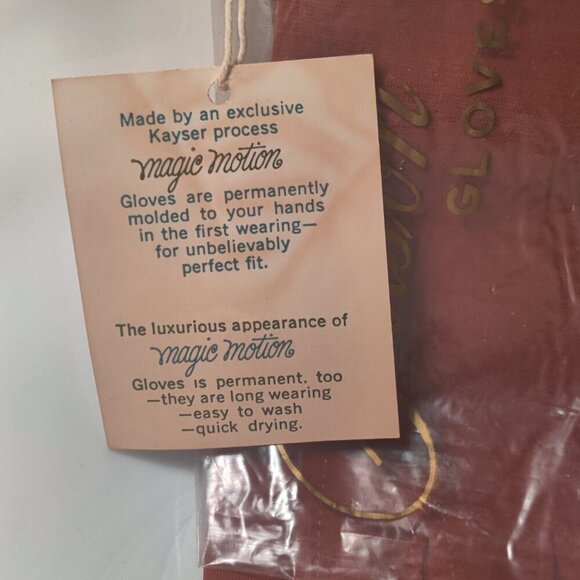 Stetson Gloves for Ladies, Pink or Sadle Tan. Over the wrist and hand stitched. - Picture 7 of 10